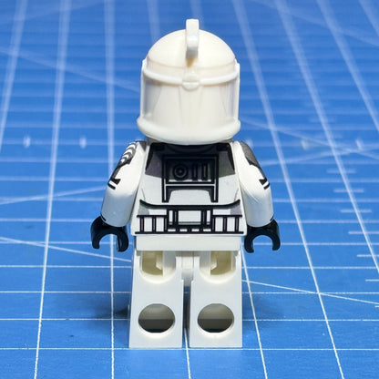 Wolfpack trooper 180° Phase 1